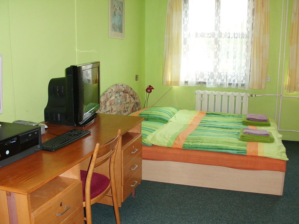 Pension Doctor Dvur Kralove nad Labem Bilik gambar